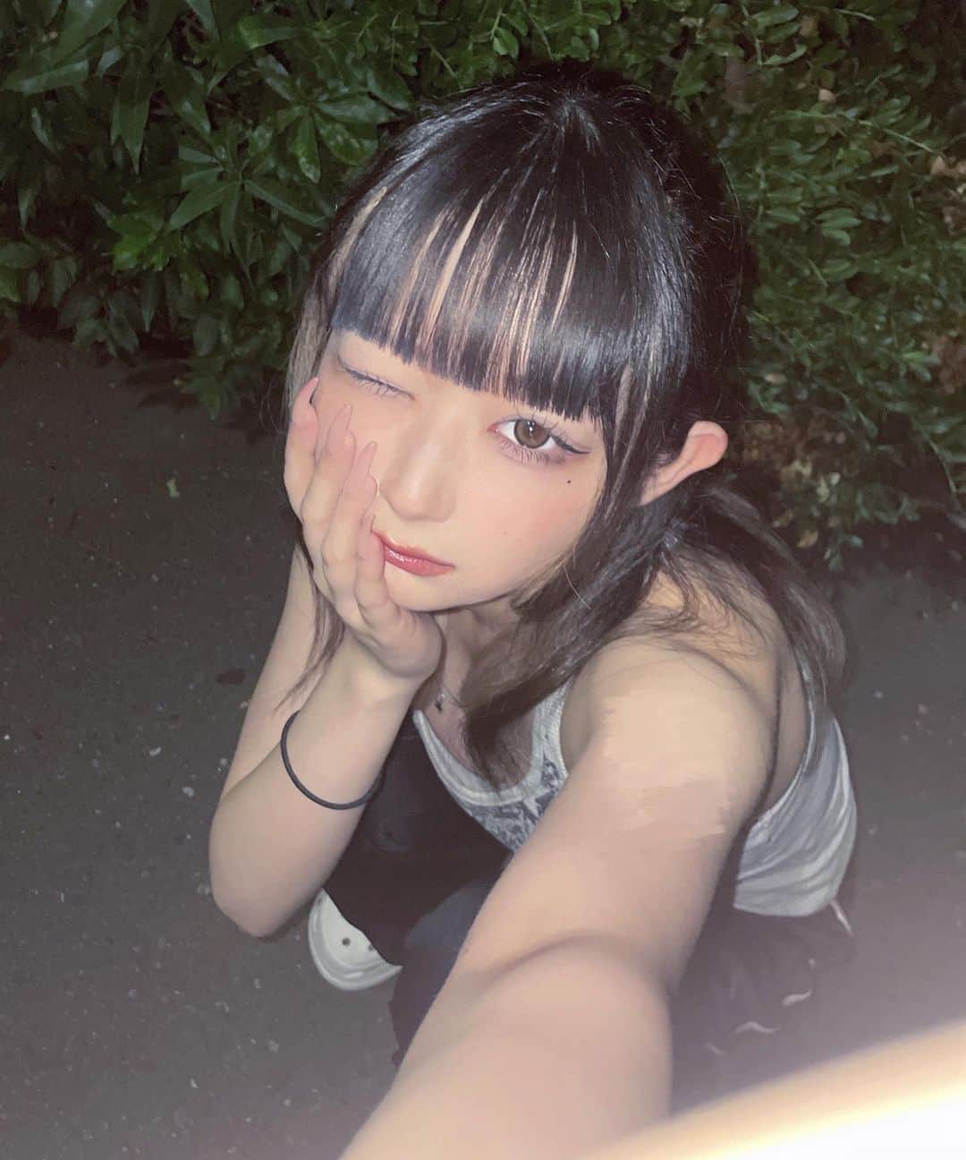 まいきちのインスタグラム：「夏ぎゃるぽ ・ ネイル長くしたよ💅 @a.l.u.m_nail」