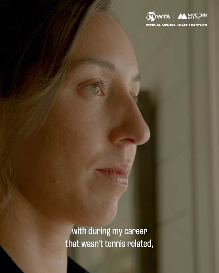 WTA（女子テニス協会）のインスタグラム：「All for mom 💜  @jpegula discusses her mothers sudden cardiac arrest and how she dealt with the trauma on and off the court.   Watch Part 2 of The Real Me with @modernhealthco on YouTube now!」