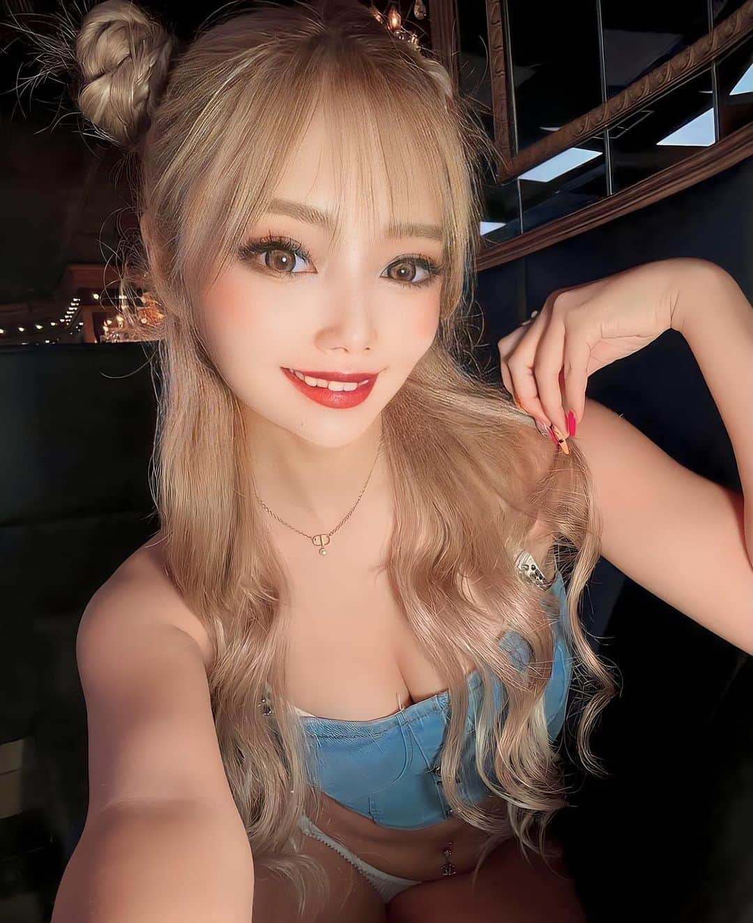 バーレスク大阪【公式】さんのインスタグラム写真 - (バーレスク大阪【公式】Instagram)「◆◇◆  YUU  @yuu_burlesque   ☎︎電話予約17時〜 06-6345-4567  大阪市北区曽根崎新地 1-3-8 ぐらんぱれ壱番館4階  定休日:日曜日  #バーレスク大阪 #ばれすく #ショークラブ #エンターテイメント #歌 #ダンス #オド芸 #可愛い #ポール #ポールダンス #ナイトスポット #夜遊び #飲み会 #コスプレ #コスプレイヤー #写真 #撮影会 #カメラ #アイドル #美女 #コンカフェ #コンカフェ嬢 #韓国 #韓国メイク #水着 #ギャル #ギャルメイク #グラビア #モデル」9月5日 18時04分 - burlesque_osaka