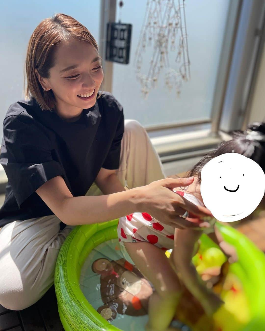 かんだまさんのインスタグラム写真 - (かんだまInstagram)「ちびだま、祝1歳！👶㊗️  選びカード取りゲーム？は、一目散にお金のカードに笑 何をするにも健康第一、元気いっぱい笑顔で過ごせますように☺︎  #1歳 #1stbirthday」9月5日 18時12分 - koike_weekend