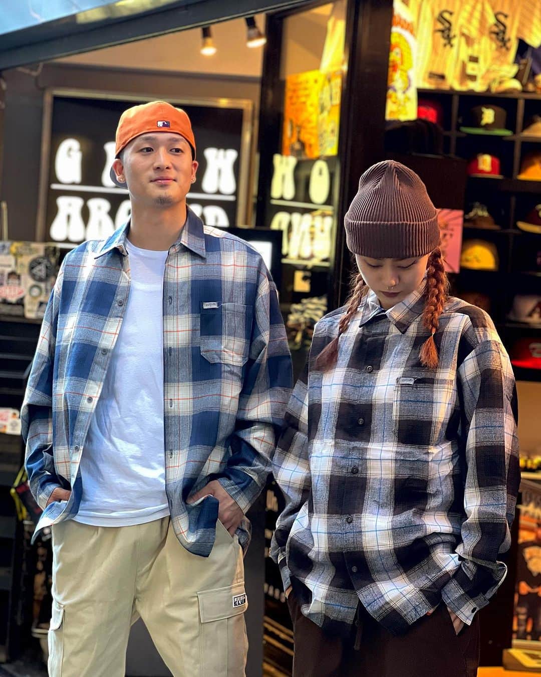 GROW AROUNDさんのインスタグラム写真 - (GROW AROUNDInstagram)「#growaroundnewarrivals   CALTOP PLAID FLANNEL LONG SLEEVE SHIRT  大人気のCALTOPから新カラーが入荷致しました🌴✨  これからの時期HOODIEと一緒に着用することもできる万能アイテムです💁🏼‍♀️🍁  WEB UPも完了しております🤝」9月5日 18時19分 - growaround