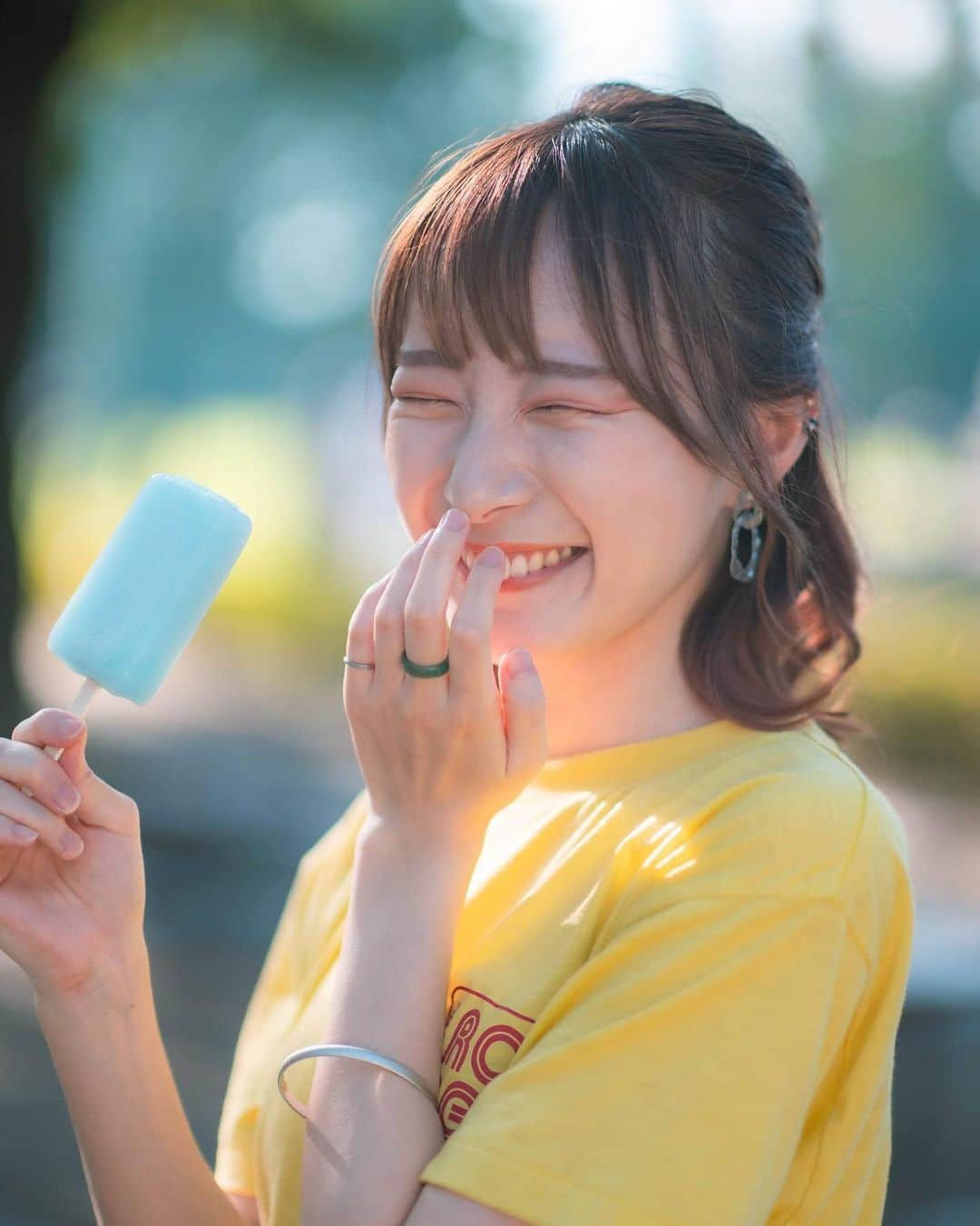 尾林美月のインスタグラム：「🧊🍨☀️ 　 　 夏は終わるけど、アイスはまだまだ食べたい。。」