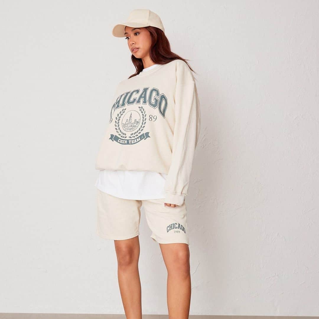MISSGUIDEDさんのインスタグラム写真 - (MISSGUIDEDInstagram)「Off-duty dressing 🧢 Tap the link in bio to shop now #missguided」9月5日 19時00分 - missguided