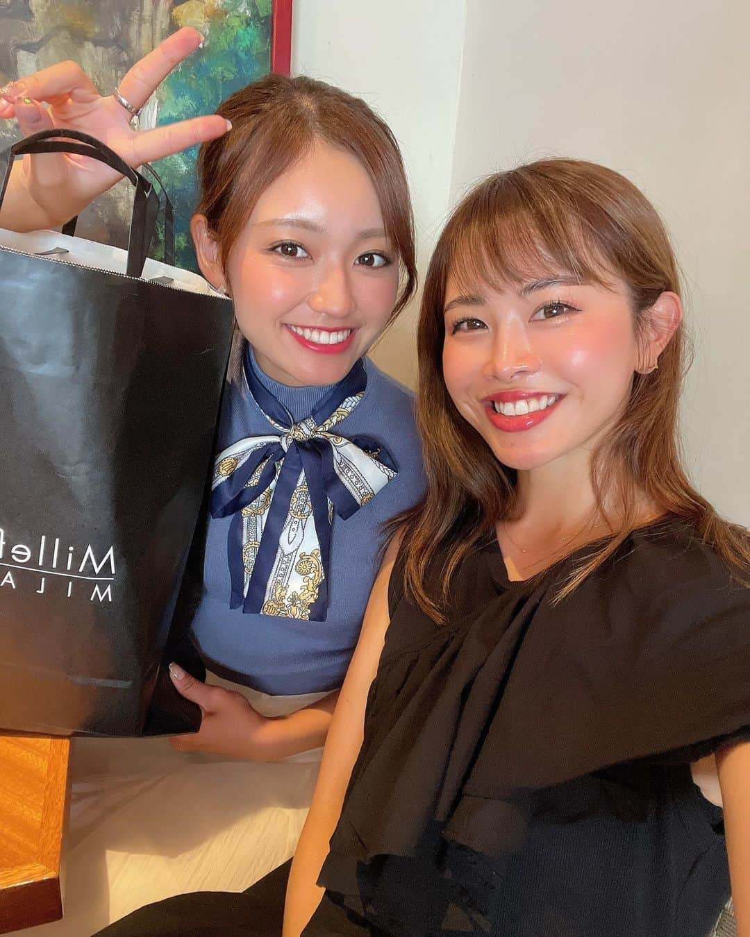 MINAMIさんのインスタグラム写真 - (MINAMIInstagram)「ゆかさんとランチ🍽️😚 お誕生日プレゼントくれた🎁🫶😆(誕生日は５月🤣) 楽しかったぁ🥰❤️ .  #ゴルフ #ゴルフ女子 #ゴルフ男子 #スポーツ女子 # #golf #golfing #golfer #golfwear #ゴルフウェア #ゴルフコーデ #YouTube #골프 #골프여자 #高尔夫  #instagolf #ゴルフ好きな人と繋がりたい」9月5日 18時37分 - minamii_golf