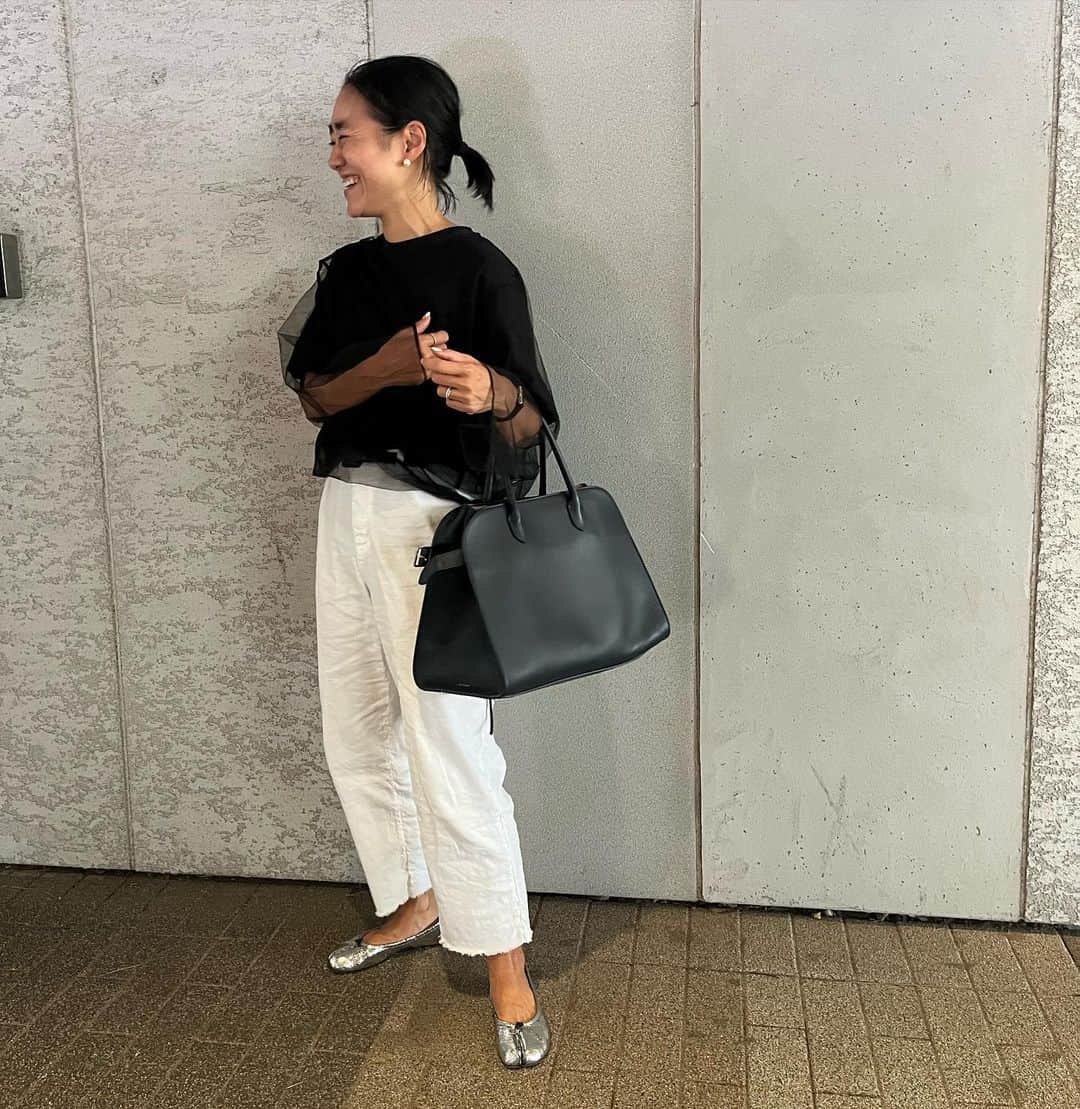 金子綾さんのインスタグラム写真 - (金子綾Instagram)「today's... #ootd  #akcloset   ハワイでは腰履き、 東京ではベルトしてシュッと。」9月5日 18時56分 - ayaaa0707