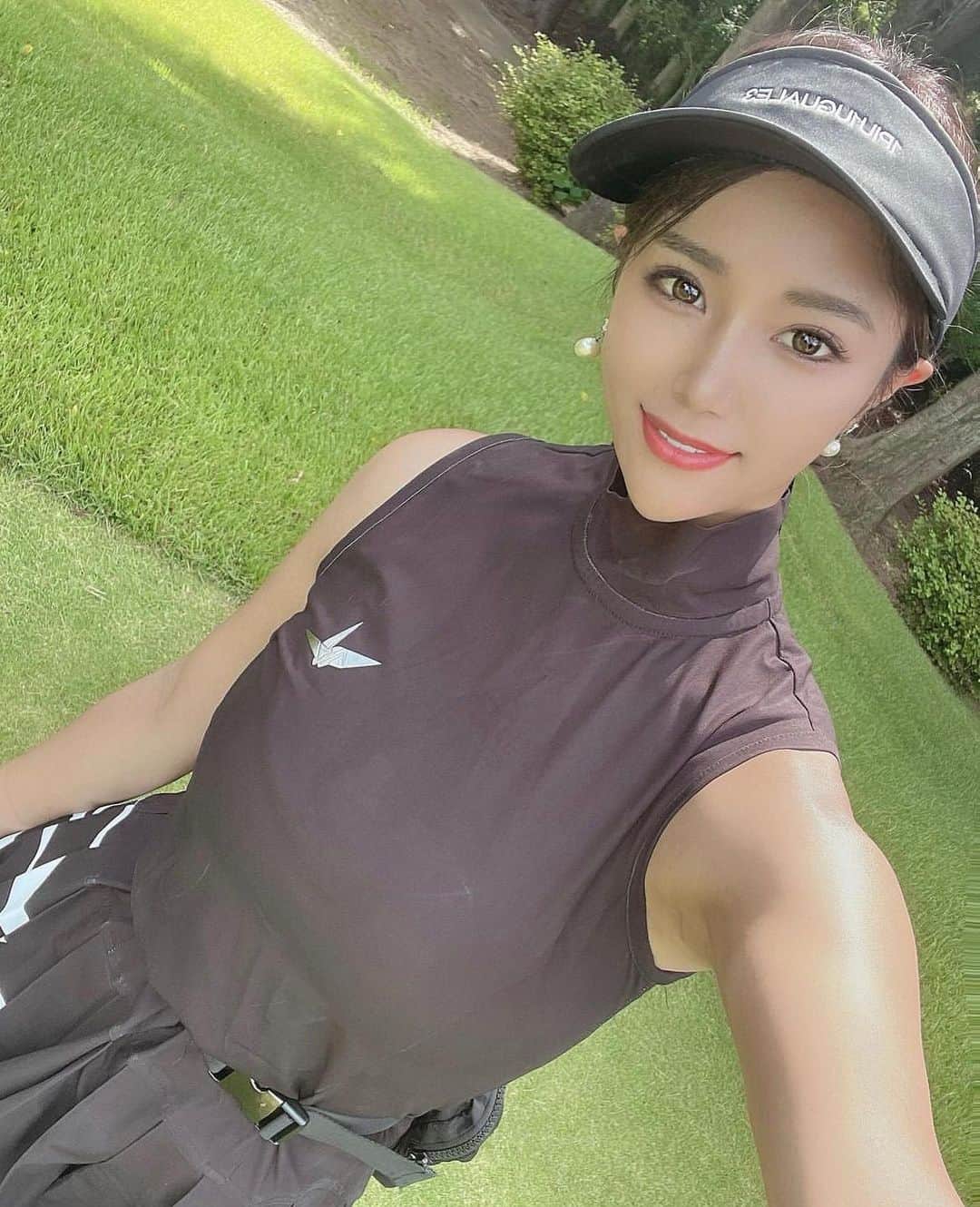 あやのさんのインスタグラム写真 - (あやのInstagram)「@alba_golfnews  ALBAみんなみてくれたかな？？  ゴルフ女子大集合の記事や ゴルフの練習方、飛ばしのコツ プロのスイング特集がたくさんのってるよ！ わたしもALBAを読んで勉強してます❤️ 是非手に取ってみて下さいね😘  @alba_golfnews   #アルバインスタ女子#ALBA #ゴルフ女子#ゴルフ#アルバ #golf#golfswing」9月5日 18時53分 - _ayano_golf