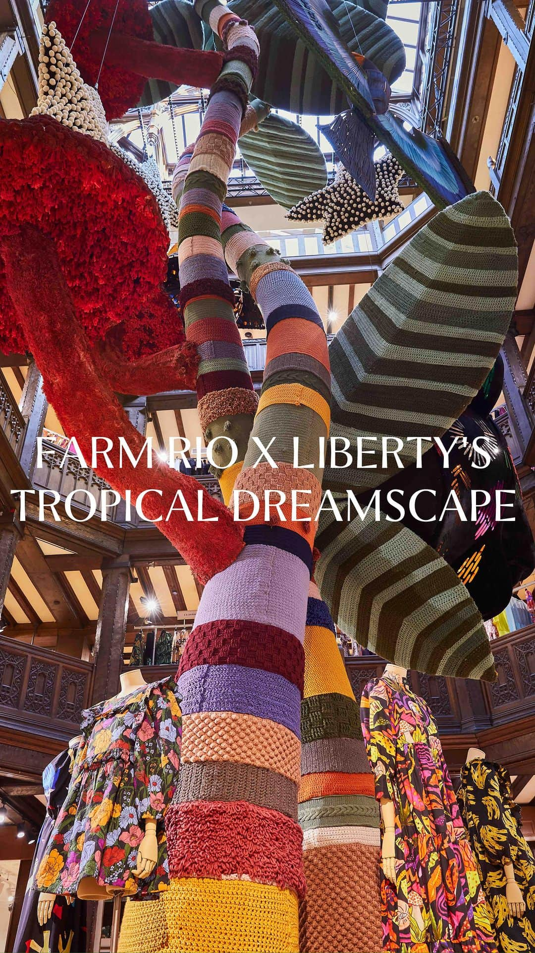 リバティオブロンドンのインスタグラム：「Welcome to @farmrio’s tropical dreamscape – a special takeover and installation, in store for all of September.  Come and shop the new collection and experience the must-see towering tree trunk – featuring woven wild creatures and blooming florals – in the central atrium.  #MoreThanAStore #FarmRio #LibertyLondon」