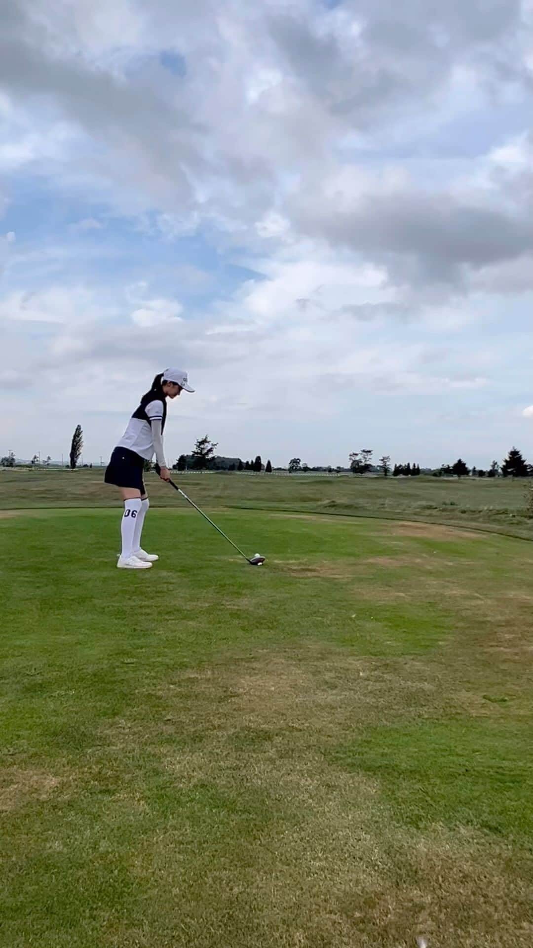 高柳愛実のインスタグラム：「Par4❤︎  #golf #golfswing #tigoragolf」