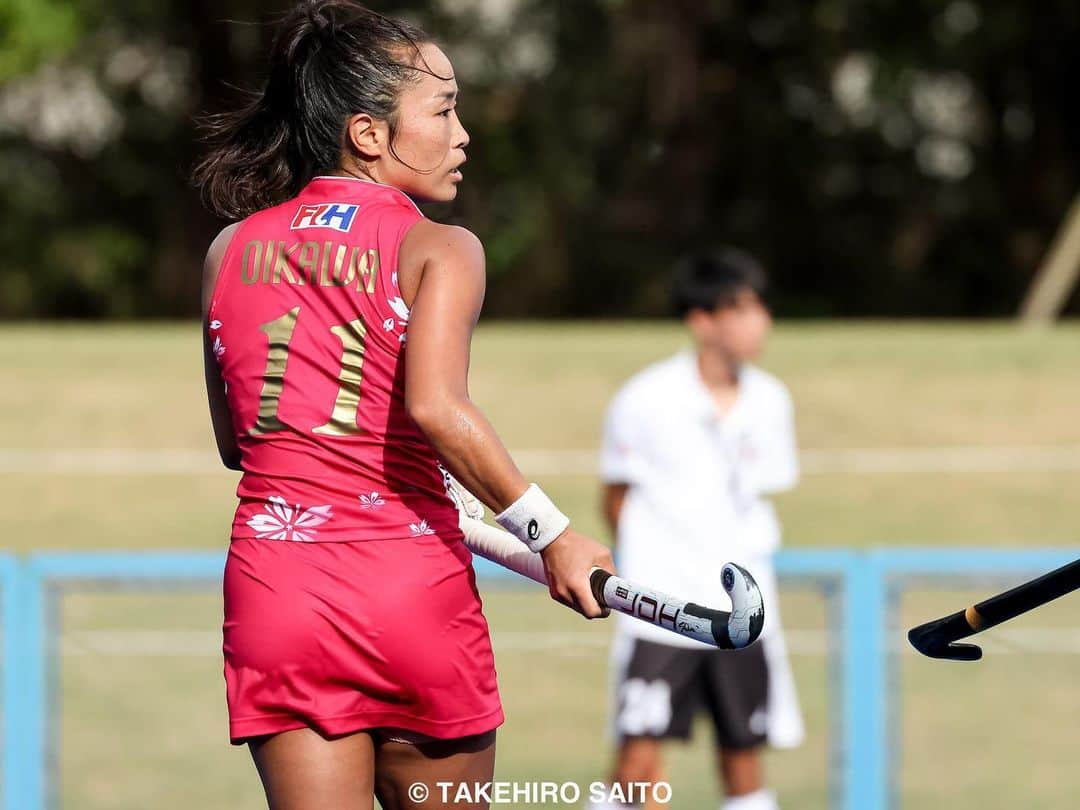 及川栞さんのインスタグラム写真 - (及川栞Instagram)「... Thank you all for your support last weekend in Tokyo. It was such a great time at home pitch and home crowd atmosphere🇯🇵❤ I got much more energy from amazing supporter. Also thank you for coming @ff_hockey to Japan!  先週土日の国際強化マッチにおいて、 開催に携わってくださったたくさんの関係者の方々、 いつも応援して下さる方々、 たくさんの大好きな人達。 多くの方々に感謝の気持ちでいっぱいです💘 アジア大会前に皆さんからたくさんの パワーを貰うことが出来ました。 残りの時間を大切にしっかり杭州で 戦ってきます。 引き続き応援よろしくお願いします🙏❤️‍🔥  #japan#teamjapan#sakurajapan#hockey#international#tokyo#france#games#asiangames#coming#bigsupporter#friend#homepitch#beauty#strong#takarabelmont#国際強化マッチ」9月5日 19時34分 - shihori.3