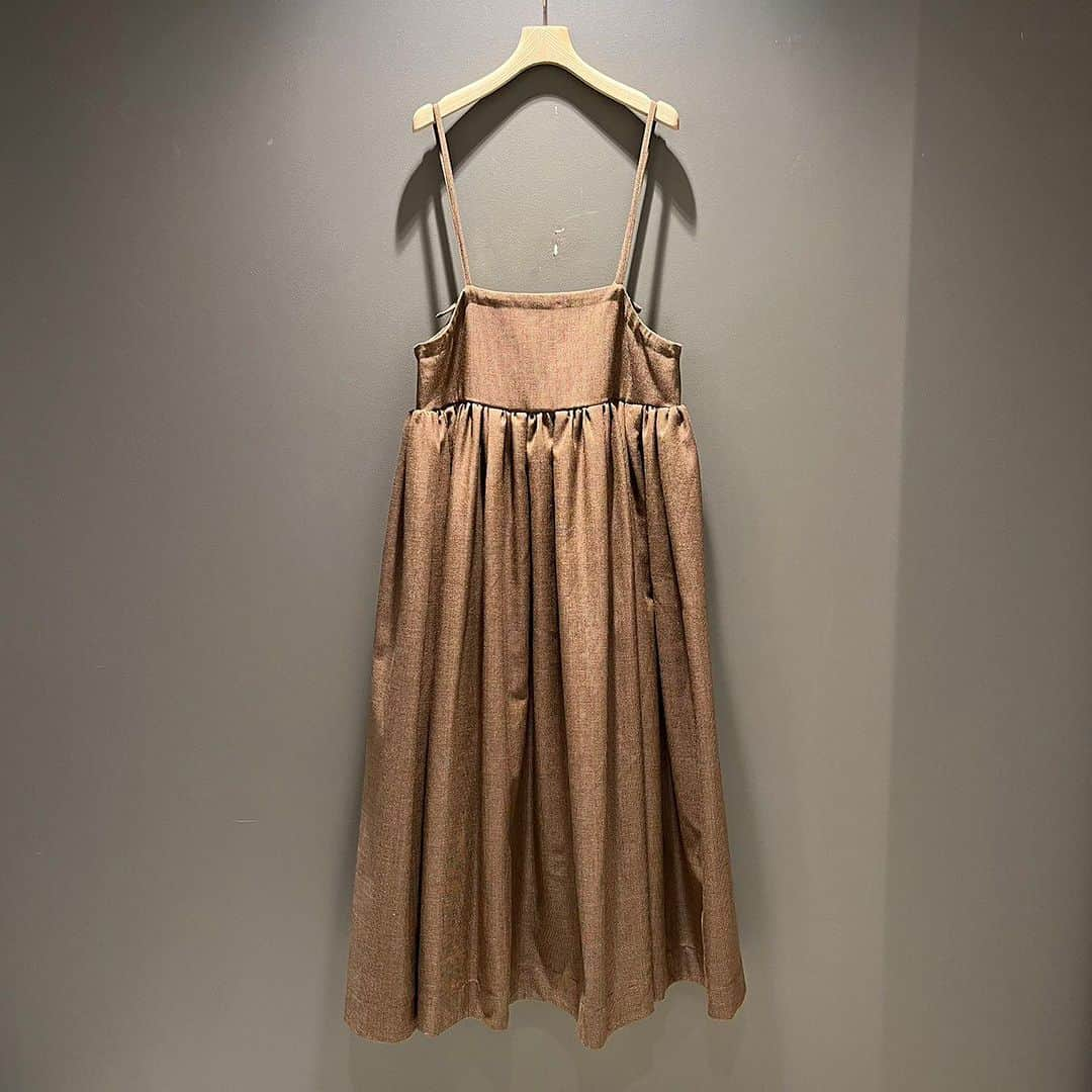 BEAMS JAPANさんのインスタグラム写真 - (BEAMS JAPANInstagram)「＜Uhr＞ Womens New Camisole Dress ¥44,000-(inc.tax) Item No.61-26-0597 BEAMS JAPAN 3F ☎︎03-5368-7317 @beams_japan #uhr #beams #raybeams #beamsjapan #beamsjapan3rd Instagram for New Arrivals Blog for Recommended Items」9月5日 19時34分 - beams_japan