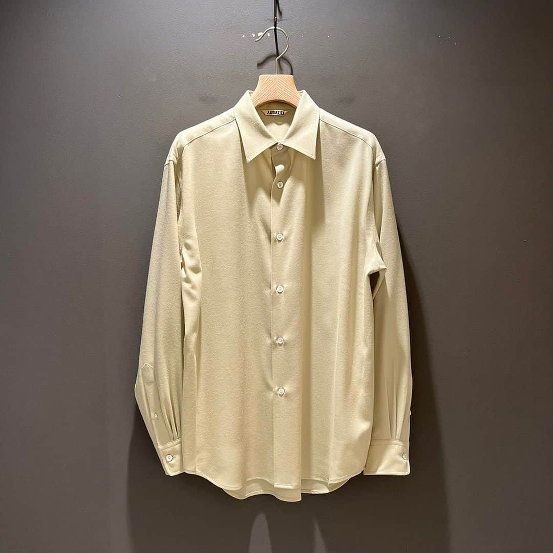 BEAMS JAPANさんのインスタグラム写真 - (BEAMS JAPANInstagram)「＜AURALEE＞ Womens SUPER LIGHT WOOL SHIRTS ¥37,400-(inc.tax) Item No.13-11-0202 BEAMS JAPAN 3F ☎︎03-5368-7317 @beams_japan #auralee #beams #beamsboy #beamsjapan #beamsjapan3rd Instagram for New Arrivals Blog for Recommended Items」9月5日 19時34分 - beams_japan