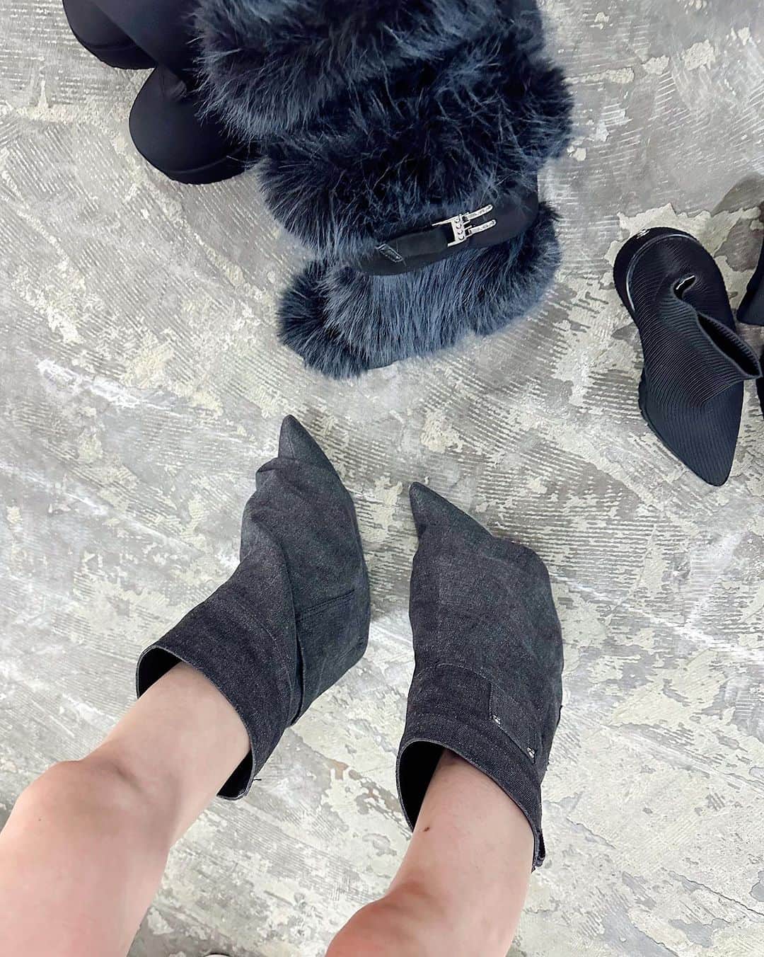 今田惟吹さんのインスタグラム写真 - (今田惟吹Instagram)「These hottest heels ERA. ❤️‍🔥❤️‍🔥❤️‍🔥 @yelloshoes_official」9月5日 19時36分 - ibuki.japan