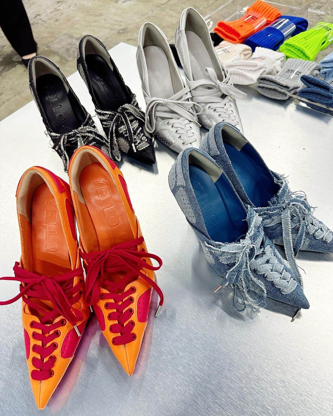 今田惟吹のインスタグラム：「These hottest heels ERA. ❤️‍🔥❤️‍🔥❤️‍🔥 @yelloshoes_official」