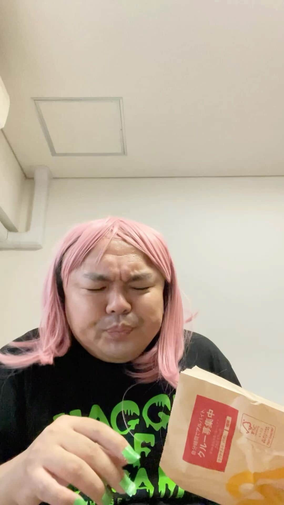 のインスタグラム：「『ポテトが美味過ぎて少し山形訛りが出る ぺえさん』」