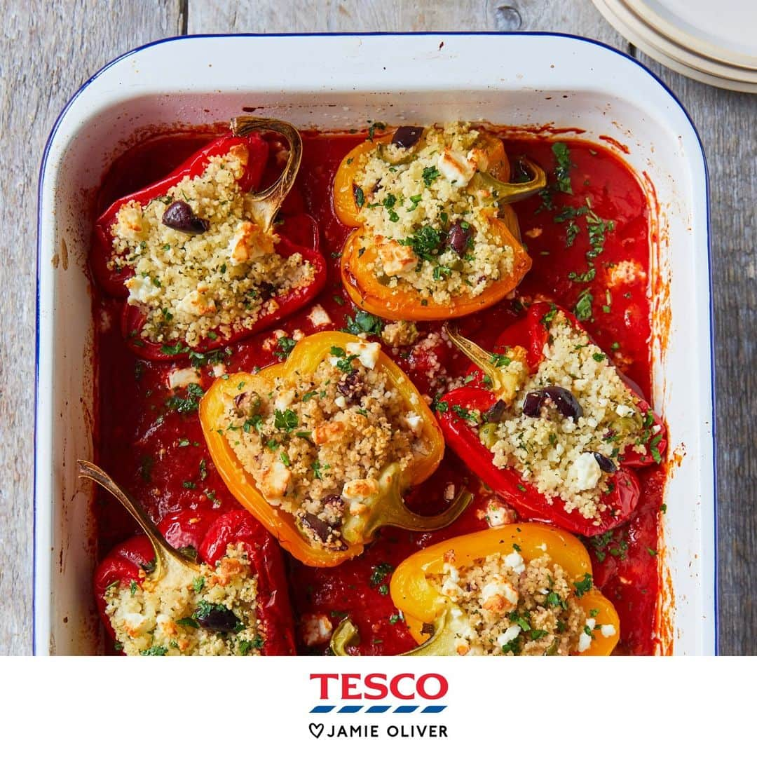 Tesco Food Officialさんのインスタグラム写真 - (Tesco Food OfficialInstagram)「Get set for the heatwave with @JamieOliver's Roasted stuffed peppers. Perfect for a barbecue, they're stuffed with olives and couscous and seasoned with harissa and feta, so they taste as good as they look! Head to the link in bio for the recipe. #TescoandJamie」9月5日 20時15分 - tescofood