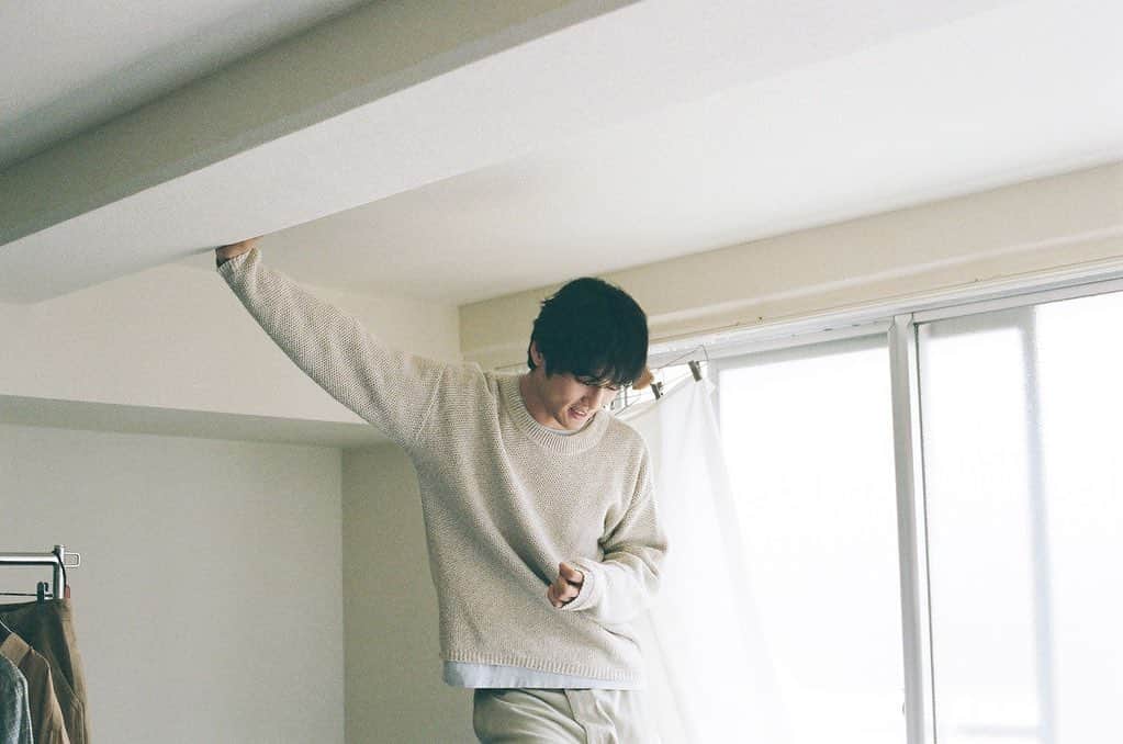 中川大輔のインスタグラム：「Soft.  hair&makeup @tokachaan  styling @takanoooh  photo @8msmsm8」