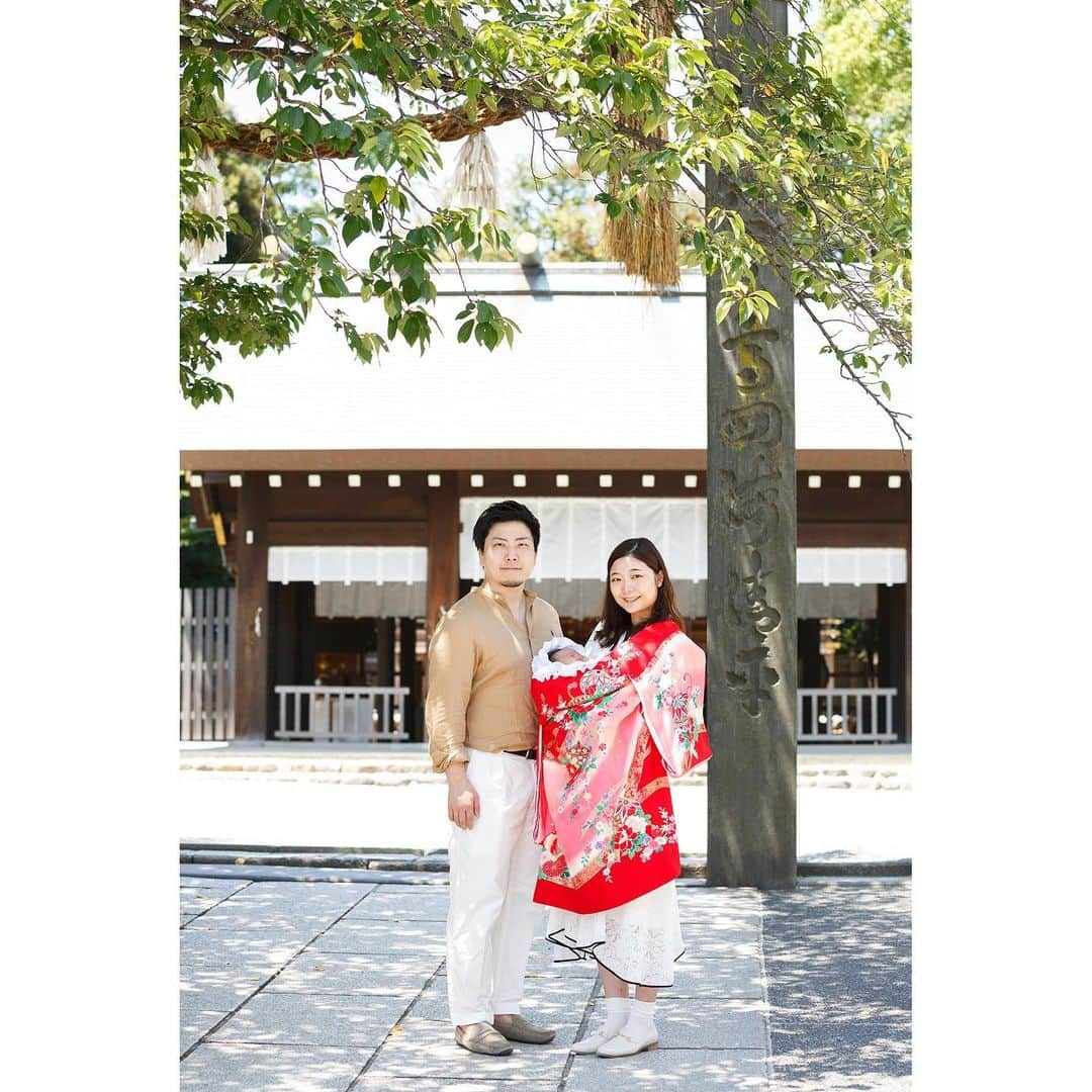 KOBOのインスタグラム：「伊勢山皇大神宮でお宮参り⛩  横浜の神社といえばこちらですよね✨  ありがとうございました📸  #伊勢山皇大神宮  #横浜 #お宮参り」