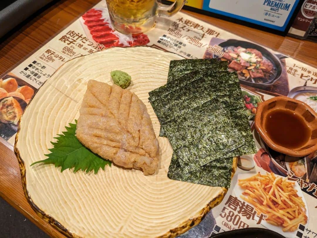 大和ヒロシさんのインスタグラム写真 - (大和ヒロシInstagram)「夕食は君津の煖にて。  煖のなめろうは、本当に皿まで舐めてしまいそう！笑  煖のウマッ極旨馬刺も馬過ぎ・・・否！美味過ぎです！ #煖 #君津市」9月5日 20時37分 - yamatohiroshi
