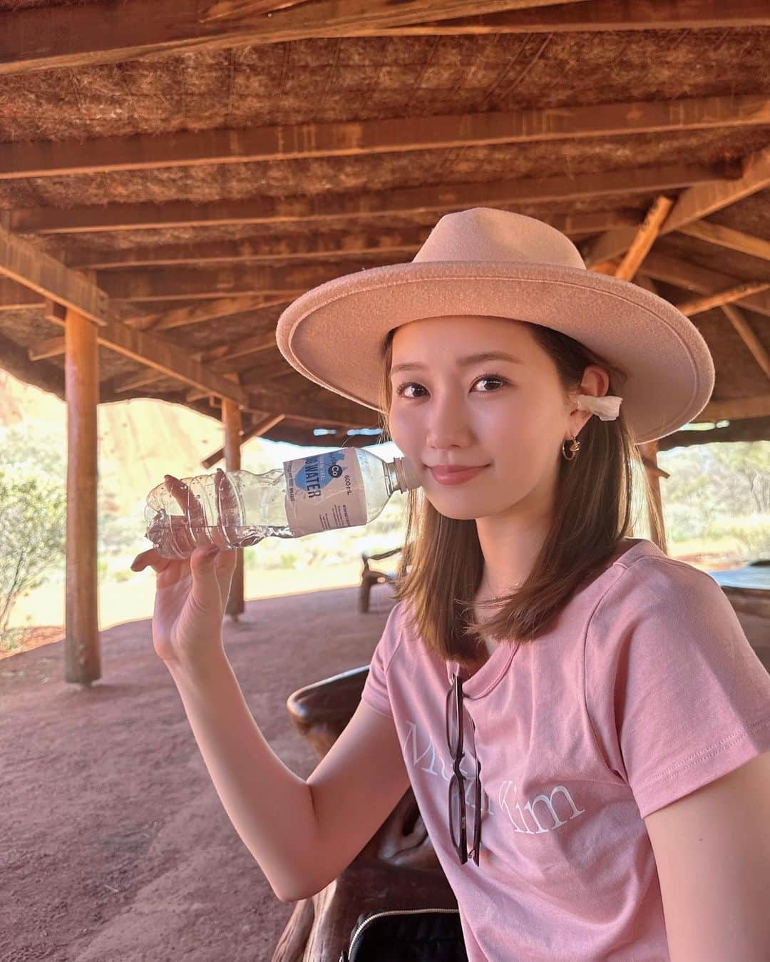 水越愛華さんのインスタグラム写真 - (水越愛華Instagram)「🤎👒🪰  ハエ対策のティッシュ耳栓」9月5日 20時50分 - iamemika21