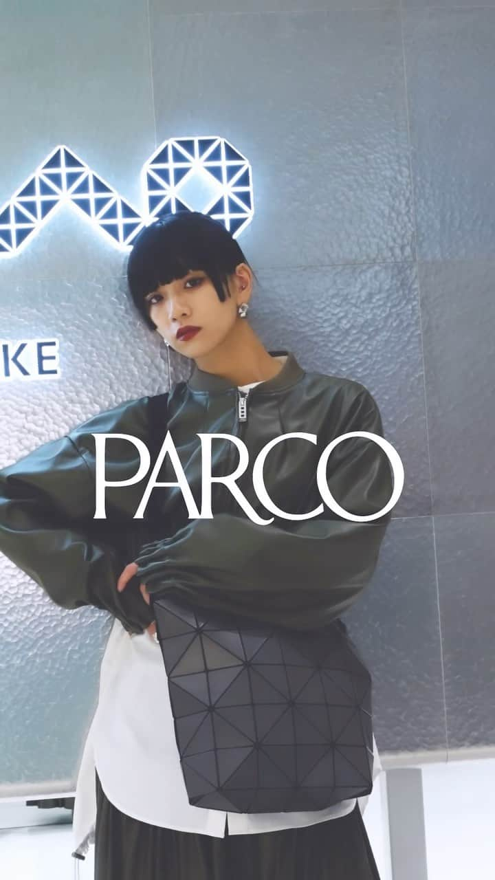 Hinaのインスタグラム：「ㅤㅤㅤㅤㅤㅤㅤㅤㅤㅤㅤㅤㅤ 2023 AUTUMN COLLECTION PARCO × HINA  心斎橋PARCO、名古屋PARCO、福岡PARCOを巡って 様々なブランドの2023 AUTUMN COLLECTIONを チェックしてきました！  実際に店舗でお洋服を見て、 沢山の素敵なアイテムを着用しながらの撮影に ずっとわくわくでした🍑 撮影の合間に私物のお買い物までしたり。😂 最高に楽しい時間でした！  秋冬シーズンの新作をご紹介しているので ぜひチェックしてお近くのPARCOでこれからのシーズンもファッションを楽しんでくださいね☺︎ 寒いのは苦手だけど秋冬のファッションは大好きだから、私もこれからの季節が楽しみです！  @parco_official では別バージョンの動画も公開中です👑  Movie&Direction – FASHIONSNAP @fashionsnapcom  @parco_shinsaibashi_official  @parco_nagoya_official  @parco_fukuoka_official   #PARCO2023AW #pr」