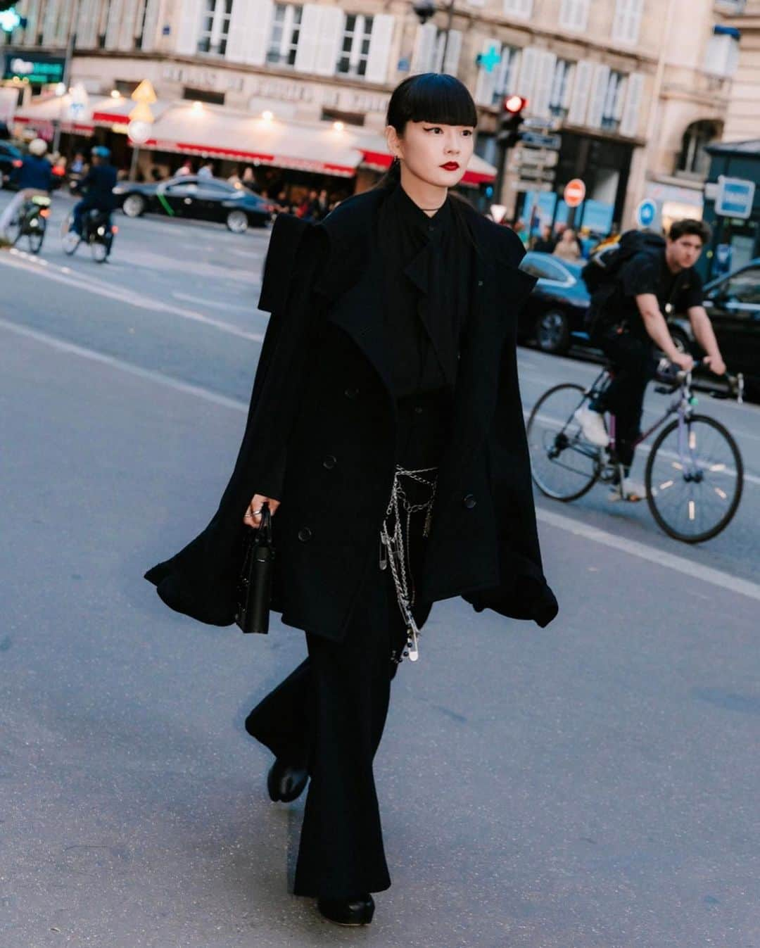 秋元梢さんのインスタグラム写真 - (秋元梢Instagram)「🌑 #pfw #yohjiyamamoto」10月5日 1時43分 - akimoto_kozue