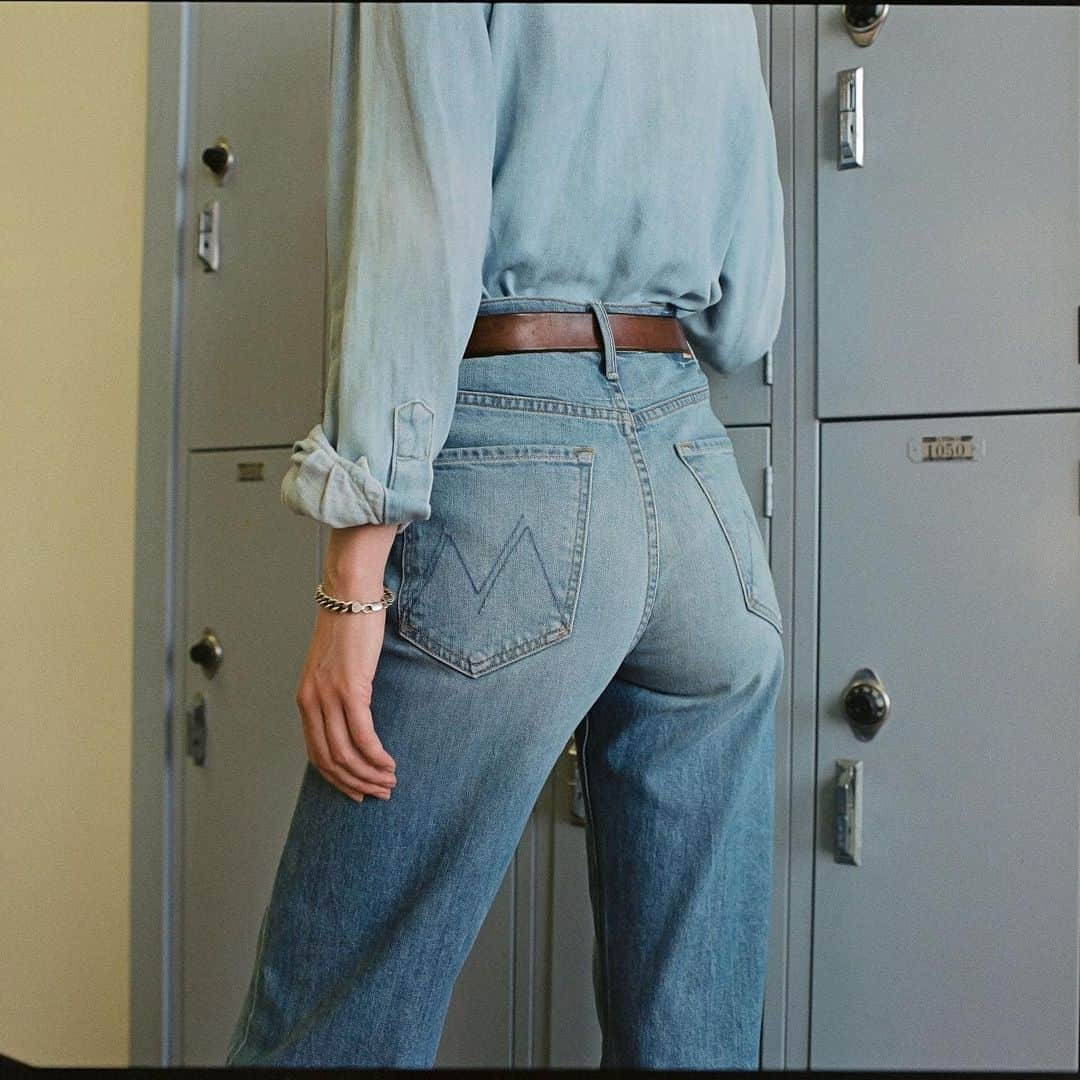 motherdenimのインスタグラム：「Denim Daze. 👖」