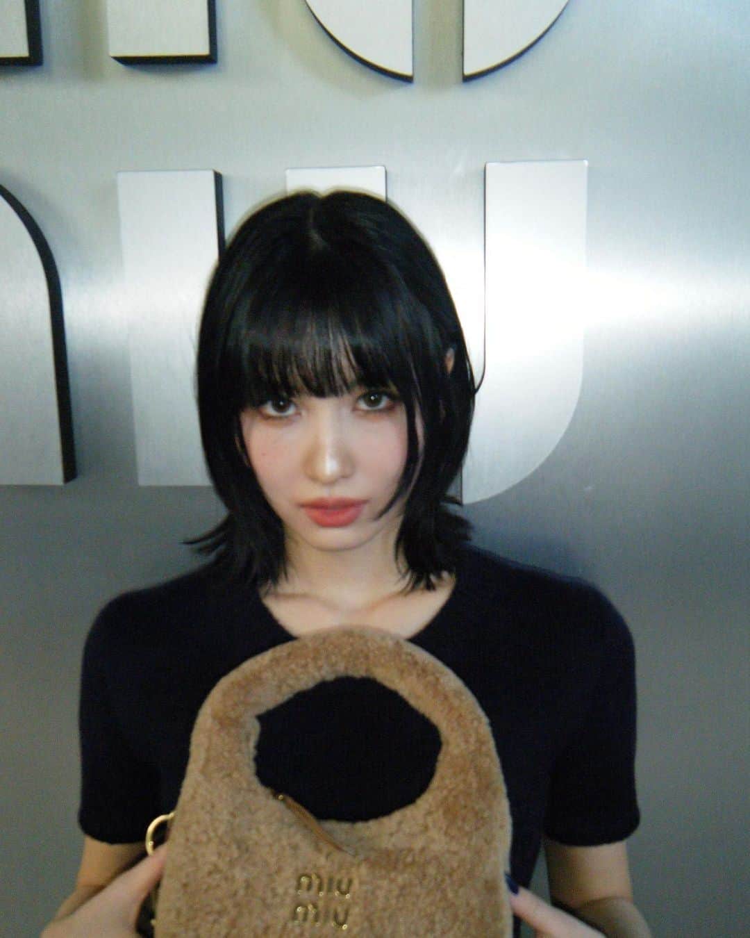 もものインスタグラム：「♥️ #MiuMiu #MiuMiuSS24」