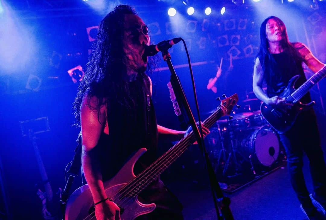 Crystal Lakeさんのインスタグラム写真 - (Crystal LakeInstagram)「It's been such a blessing to be back on tour. We appreciate you all for your continued love & support. Where would you like to see next?  #CrystalLake Ankh Western Japan Tpur 2023 w/ @noisemaker_official @crowsalive_jpn    ➡️ 10/04 (水)  大阪 GABU  10/05 (木)  名古屋 E.L.L  📷: @seijiro243」10月4日 16時52分 - crystallake777