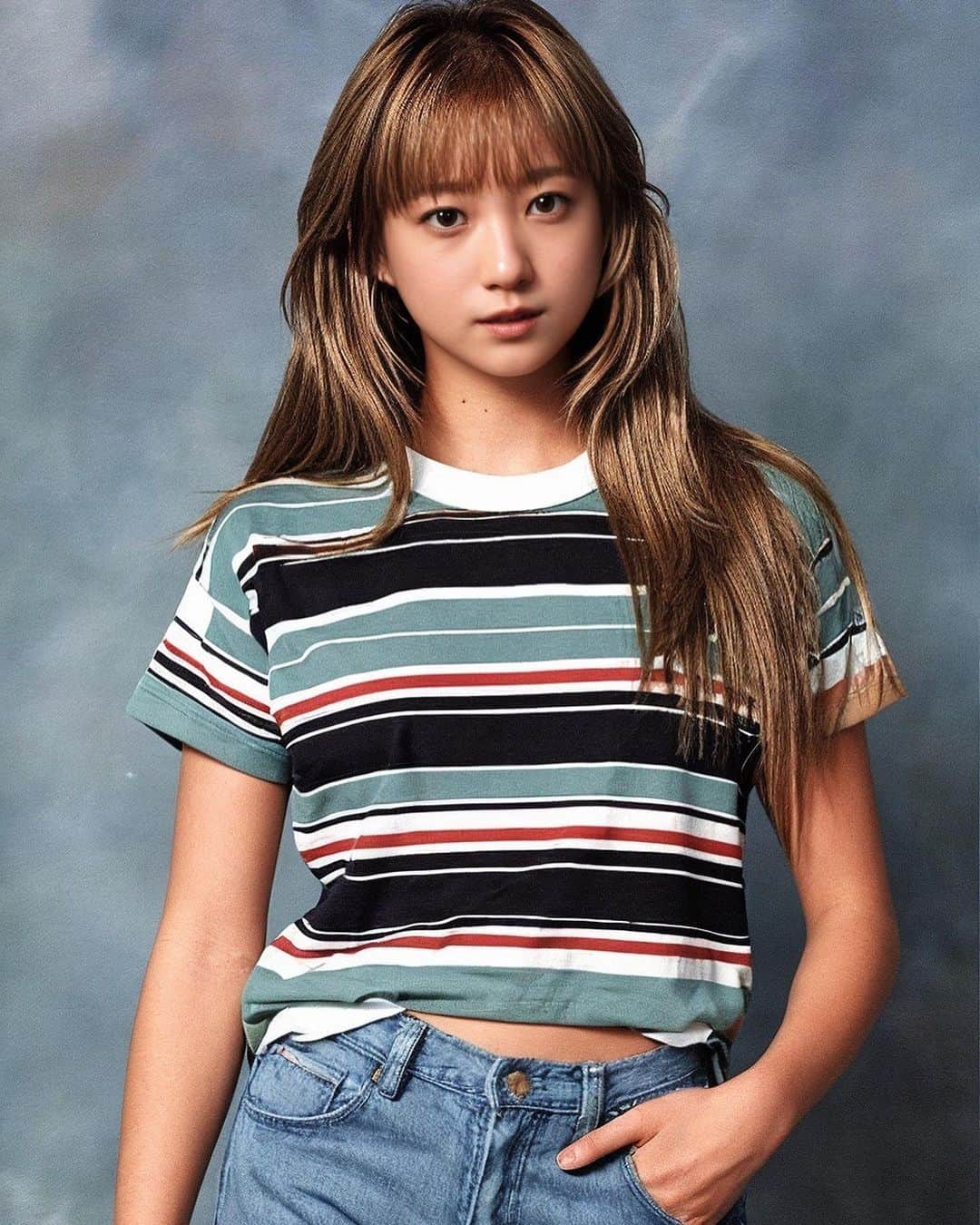 伊藤千晃さんのインスタグラム写真 - (伊藤千晃Instagram)「前に流行ったAI 機能のアプリをやってみたかったのに、忘れちゃってできなかったので、 今回は！！と思いやってみました☺️✨ ⁡  色んな雰囲気の自分が見れて面白いし、ヘアメイクの参考にもなるなぁと思う反面、  なんというか、、 自分のそっくりさんに出会ってしまった気分でドキドキしちゃった💦 （ほら、自分のそっくりさんに3回会うと何ちゃらみたいな都市伝説あるじゃん! ？😱💦笑）  にしても、ほんとにリアル！ 姉や姪っ子に似てるのもあったな🤣笑  #イヤーフック」10月4日 17時05分 - kikichiaki