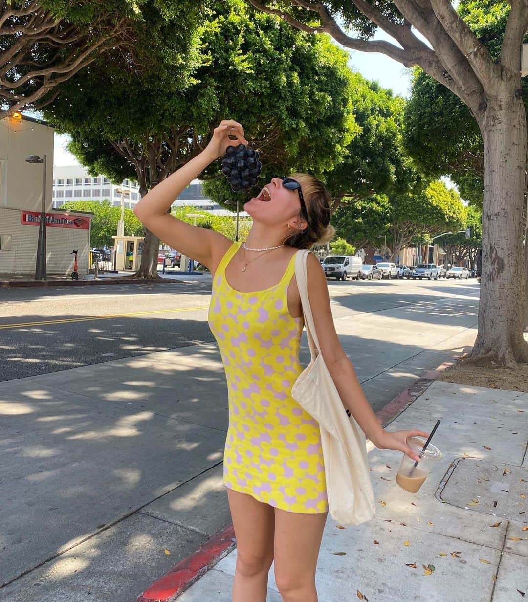 AMIのインスタグラム：「California girl🌼💕🌞🌴  #amiangel_fashion #amiangel_america」