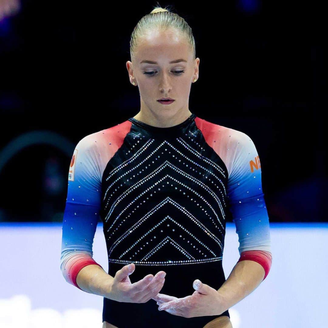 サンネ・ウェバースのインスタグラム：「TEAM FINAL 🔥🍀❤️ Let’s go! #antwerp2023 ~ te volgen vanaf 19:28uur bij de NOS ~」