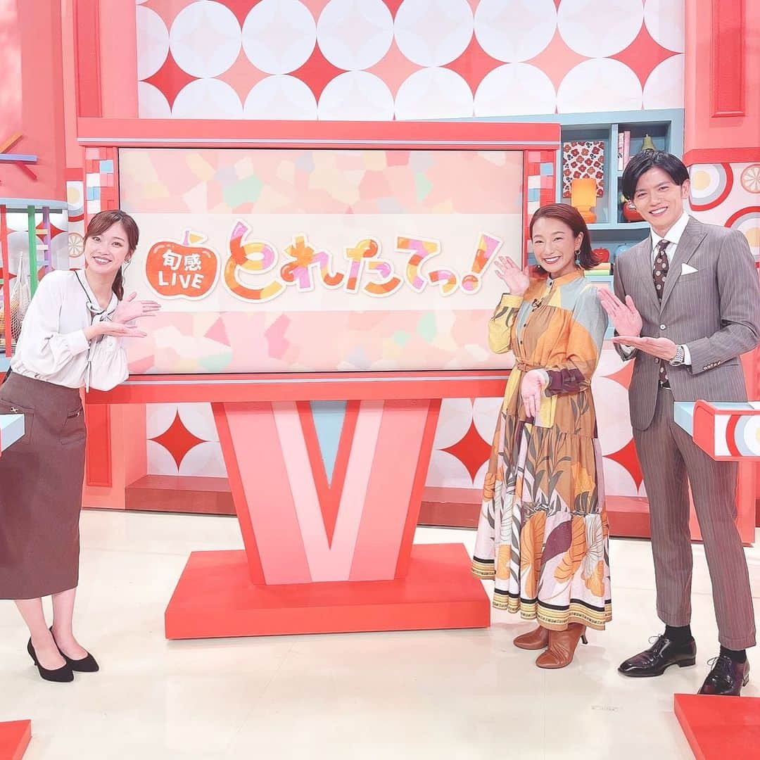 三船美佳のインスタグラム：「関西テレビ 『旬感LIVEとれたてっ！』 今週から始まった新番組💫 10/4(水)13:50〜14:45放送  ワンピース→ #ポリーヌブロー @paulinebleu.official  １０年ぶりの青木アナ🤩 嬉しい再会でした！！  スタジオでＶＴＲ見てたら お友達 @yukkey_gko  が出てきてビックリ😆」