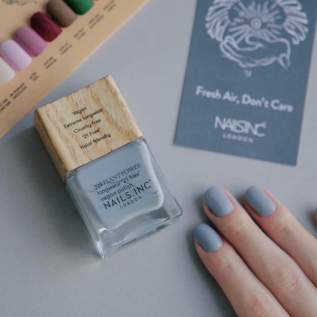 NAILS INCのインスタグラム：「.  EXPRESS MANICURE CAMPAIGN  10/4(水)発売の“ Fresh Air, Don’t Care ”の発売を記念し、新色を含むPLANT POWER対象12色でのエクスプレスマニキュアサービスが期間限定でお得に。  それぞれのカラーに色占いができるおみくじカード付き、色めきとともにお楽しみください。  < キャンペーン期間 > 2023年10月4日(水) ～ 31日(火)  < キャンペーン内容 > ・エクスプレスマニキュア 爪の長さ・形を整え、カラーリング。 仕上げはネイルオイルで保湿コーティング。  30分　1,980円 (税込) ※ 通常価格2,530円より550円OFF  < 対象店舗 > 表参道店を除く、直営店舗にて開催。  ※表参道店ではスタンダードマニキュアがキャンペーン価格に。  ●当キャンペーンは事前予約が可能です。 詳しくはハイライトよりご確認いただけます。  #nailsinc #ネイルズインク  #エクスプレスマニキュア #エクスプレスマニキュアキャンペーン」