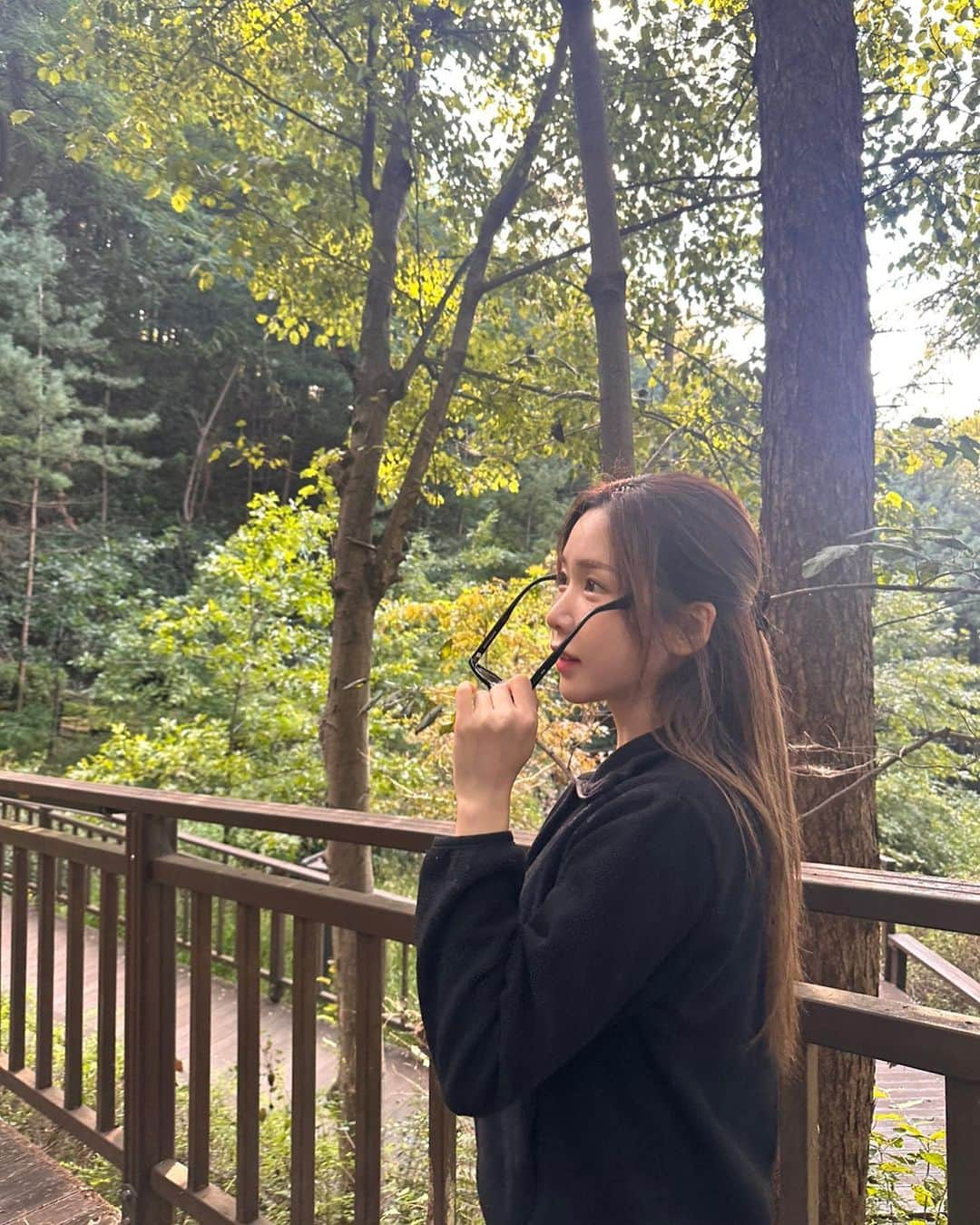 ウェイ さんのインスタグラム写真 - (ウェイ Instagram)「가을아 왔구나🍂 오래오래 있다가🤗」10月4日 17時52分 - baysunny