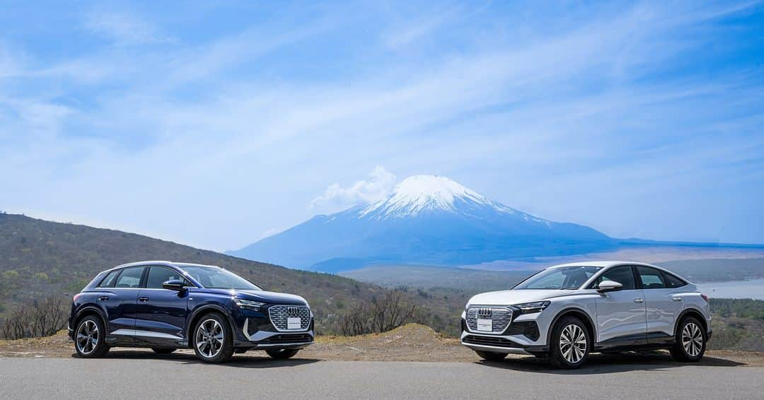 Audi Japan Sales / アウディジャパン販売さんのインスタグラム写真 - (Audi Japan Sales / アウディジャパン販売Instagram)「【Start EV Life】  今こそ、EV Lifeを始めませんか。  初めて電気自動車をご検討の方にも、安心してお乗りいただけるよう様々な不安にお答えします。 いまならEV購入サポートキャンペーンも実施中。  この機会にぜひ、Audiの電気自動車の魅力に触れてみてはいかがでしょうか。  詳細は #AJS のオフィシャルサイトよりご確認ください。  @audi.japan.sales  #Audi #AudiQ4 #AJS #myaudi #audistyle #car #アウディ #ドライブ #車 #愛車 #外車 #ドイツ車 #車好き #車好きな人と繋がりたい #アウディ女子 #車好き男子」10月4日 18時00分 - audi.japan.sales