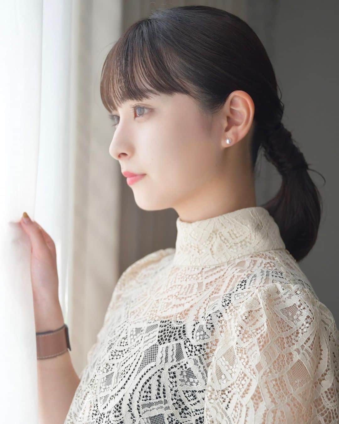 後藤沙梨花さんのインスタグラム写真 - (後藤沙梨花Instagram)「ごきげんよう🌸 水曜日担当エントリーNo.3の川津佐葵です！  7月のお披露目からスタートした 約4ヶ月間の活動が今週末でいよいよ幕を閉じます✨  大学生活で何も成せてないと感じ、出場を決めた ミス和コンテスト。素敵なミスの皆んなと出会い活動をし、かけがえのない思い出となりました♡  毎週続いたSNS投稿もこれで最後だと思うと とても寂しいです😢皆様、最後までお付き合いいただき ありがとうございました💕  ミス和コンテスト当日も最後まで思いっきり 楽しみたいと思います！ ミス6人、皆様のご来場を心よりお待ちしております。  最後まで #さきぽち　もよろしくお願いします🫧  #学習院女子大学 #和祭 #gwc #Missgwc2023 #misscontest2023 #ミス和コンテスト #ミスコンテスト　#ミス和 #gakushuinwomenscollege #ミス和コンテスト2023 #ミスコン #春からgwc #学女 #学女ミスコン #ミスコンファイナリスト」10月4日 18時00分 - missgwc2023
