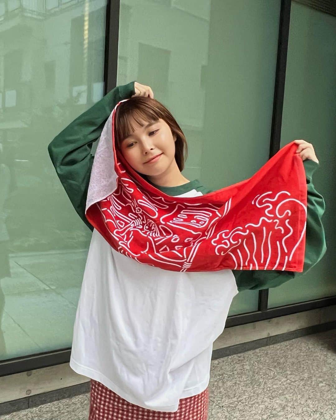 坂口有望さんのインスタグラム写真 - (坂口有望Instagram)「#全国声波 も折り返し、なところでNew Goods追加です！かわ！  ・待たせたなタオル ・ロングランロンT  ライブ会場はもちろん、通販でも10/7の正午から販売開始です💥」10月4日 18時00分 - ami_sakagt