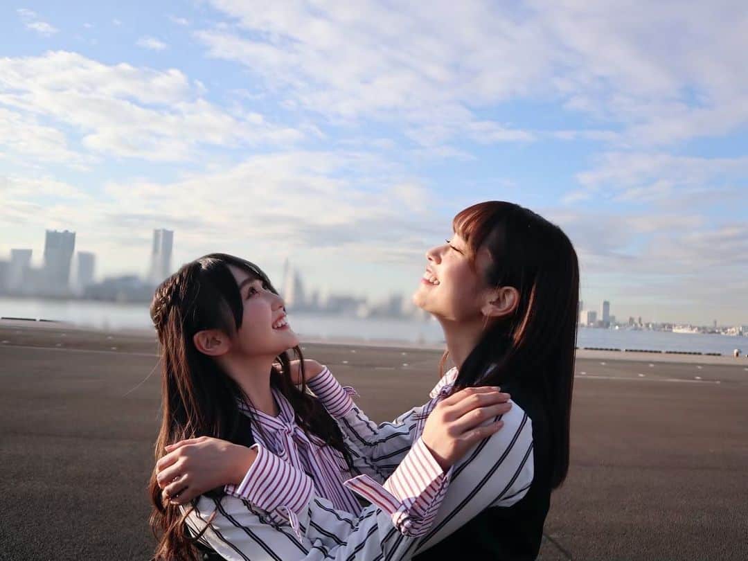 潮紗理菜のインスタグラム：「くさり⛓️🤍  #sarina8gram」