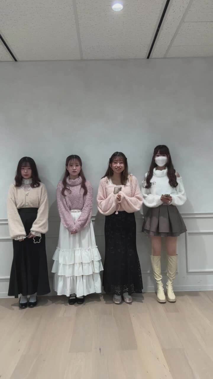 apres jour(アプレジュール) のインスタグラム：「10/5(木)21:00〜新作❤︎なお 152cm/あき155cm/あかり156㎝/もえ157cm/なこ158cm」