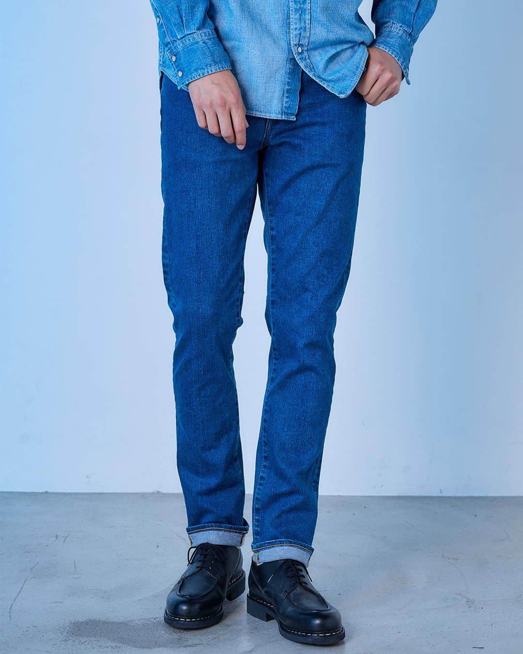 のインスタグラム：「.  JAPAN BLUE JEANS 2023 Autumn & Winter Collection  BOTTOMS L29 Hyper Stretch Denim / Fade Cloar  その他　参考商品　  @denimlabo_web   #japanblue #japanbluejeans #kojima #Kurashiki #okayama #denim #jeans #indigo #aging #madeinjapan #madeinokayama  #ジャパンブルー  #ジャパンブルージーンズ #児島 #倉敷 #岡山 #日本製」