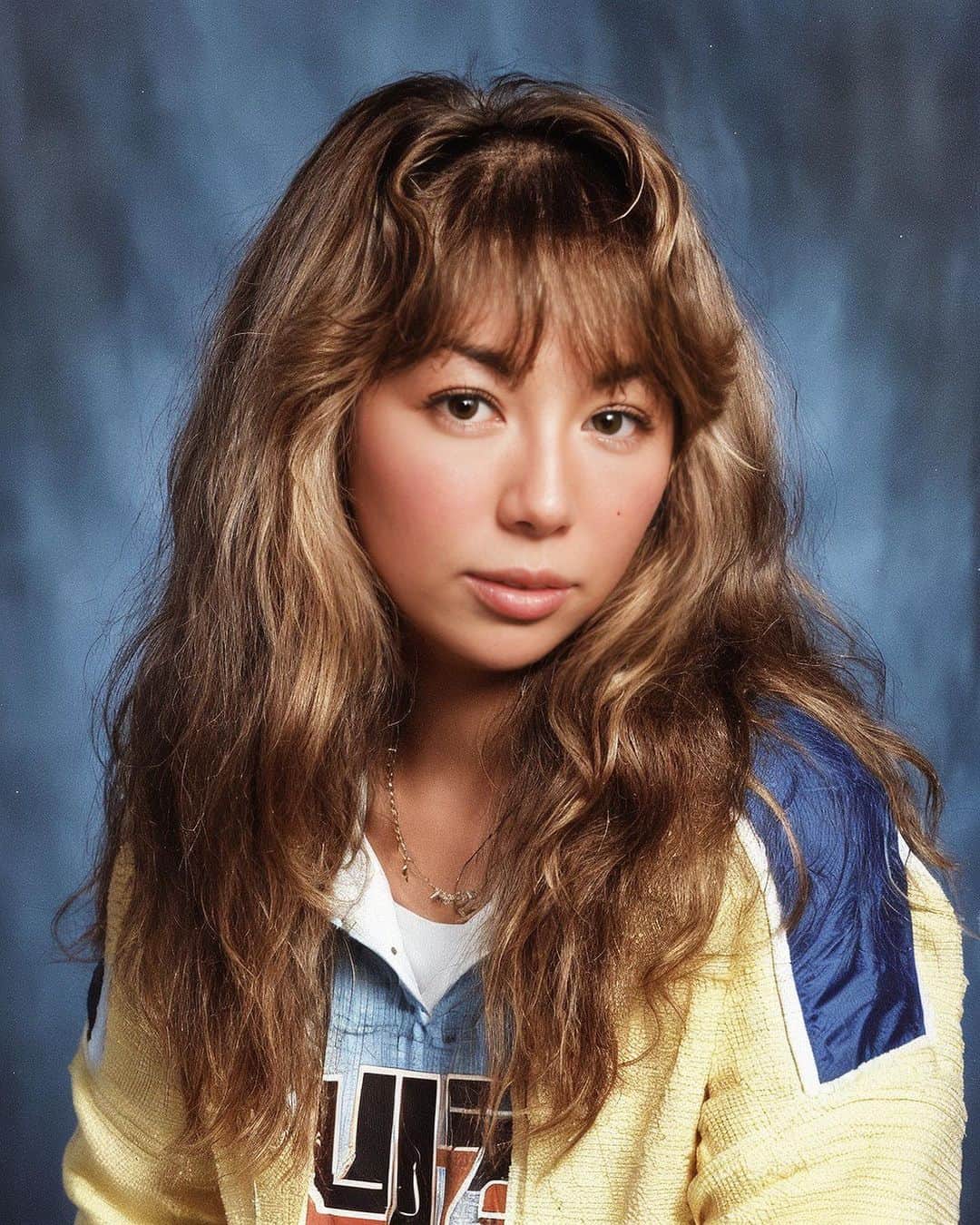 詩音さんのインスタグラム写真 - (詩音Instagram)「Fact: Mommy joined the AI yearbook trend right before her daughter's actual yearbook photo shoot. Btw who are you??😂💜 #yearbook #aiyearbook」10月4日 19時00分 - shion_baysidediva