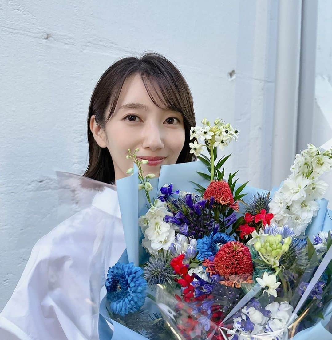 波瑠のインスタグラム：「QUICPayの新しいCM もうご覧いただけましたか？  みんなが楽しくお買い物できますように！」