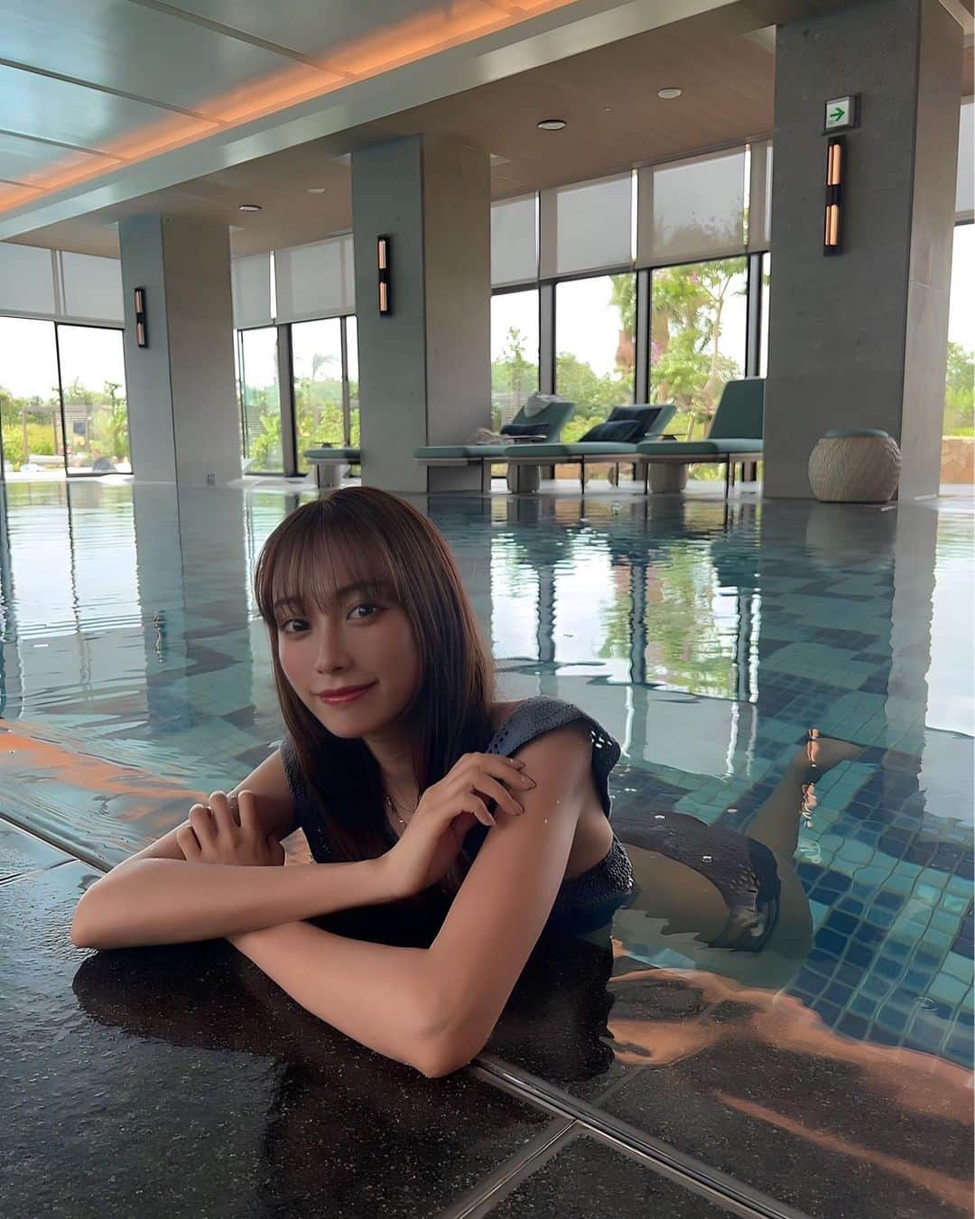 のインスタグラム：「・  楽しみにしてるといつも雨で今回も台風近づいてて 心配だったけど着いてみたら快晴だった😊☀️  ほんとよかった〜！！♡  #沖縄  #宮古島」