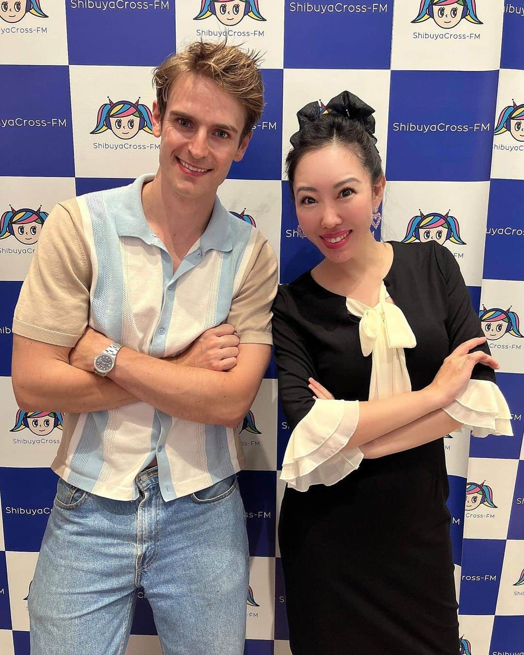 Anton Wormannさんのインスタグラム写真 - (Anton WormannInstagram)「Had fun at ShibuyaCross-FM Radio 📻 Talking about life in Japan ✖️ Sweden🇸🇪🇯🇵Thanks for tuning in 🌟 First time on radio, first time in Japanese, Thanks to Ruiyang for making me sound good 👌　 日本のラジオで初出演！日本とスウェーデンの文化の違いや、私の日本の活動について話しました。楽しかったです！ 🙏 #スウェーデン人　#Antoninjapan #Tokyo #Japan #Lifeinjapan #ルイヤンチャンネル #shibuyacrossfm #jlindeberg」10月4日 19時24分 - antonwormann