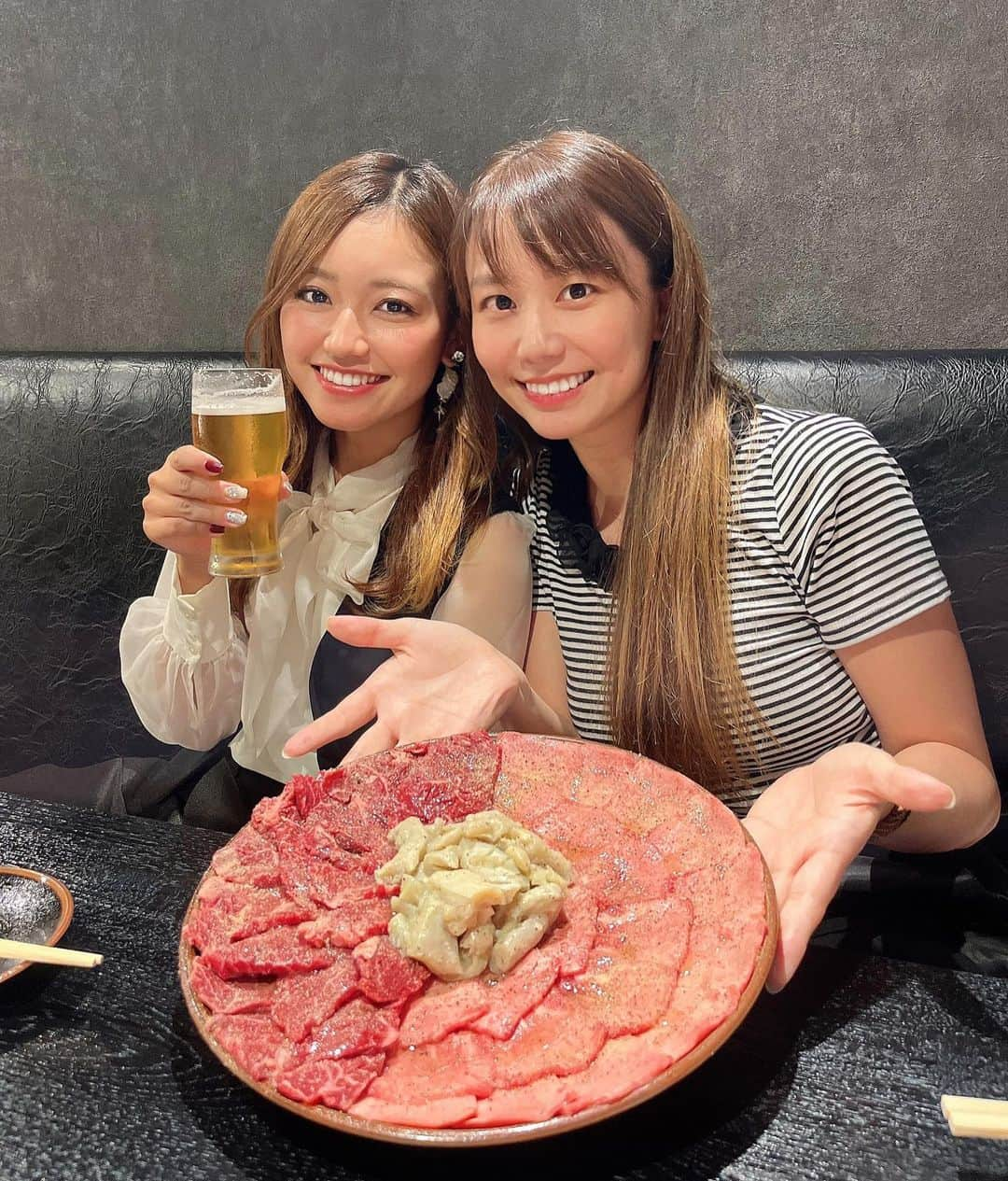 とくさきのインスタグラム：「広尾にある【暴飲暴食】に行ってきました🥓❤️ 出産してから東京で初めて焼肉食べた😆笑 （出産後焼肉食べてるイメージあるかもだけど、いつも帰省した時に食べてただけなんだよね☺️） . @minamii_golf とのご飯も久しぶりだった✨👭 楽しいメンバーで美味しいご飯食べると幸せな気持ちになるね🫶💕 .  #ゴルフ#ゴルフ女子#golf#golfgirl#sports#スポーツ#スポーツ女子#골프#골프여자#尔夫球#高尔夫#焼肉#広尾#暴飲暴食」