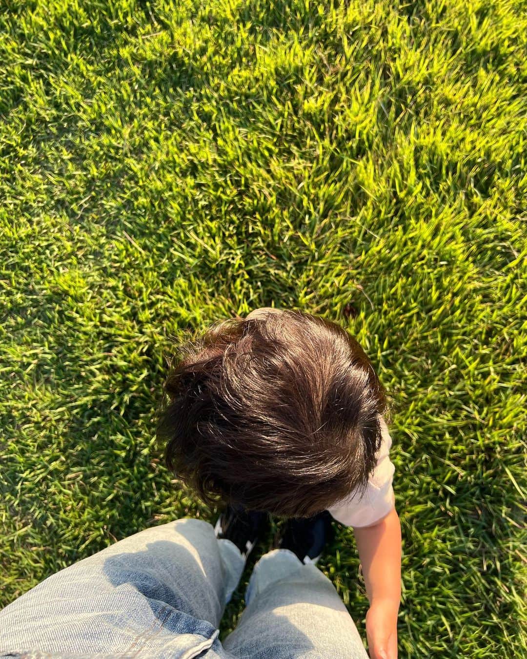 小屋春菜さんのインスタグラム写真 - (小屋春菜Instagram)「両親と。 身体動かして自然に触れて良い日だった〜🌾🌳🌿☘️🍁」10月4日 19時47分 - haruharu3657