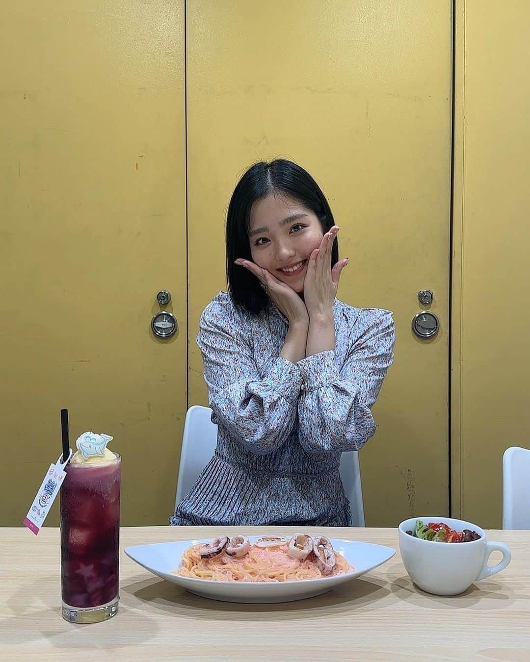 一岡伶奈さんのインスタグラム写真 - (一岡伶奈Instagram)「#タワレコ渋谷 店で開催中の “HELLO! PROJECT 25th Anniversary Cafe” 行ってきたよ☕️  トレカもやったし！！  #BEYOOOOONDS のメニューも試食させて頂きました😋  美味しかったー！！  行った人🙋‍♀️これから行く人🙋‍♀️ 感想教えてねー！！  #一岡伶奈  #ハロプロ  #アイドル  #idol  #タワレコ  #タワレコカフェ」10月4日 19時47分 - reina_ichioka.official