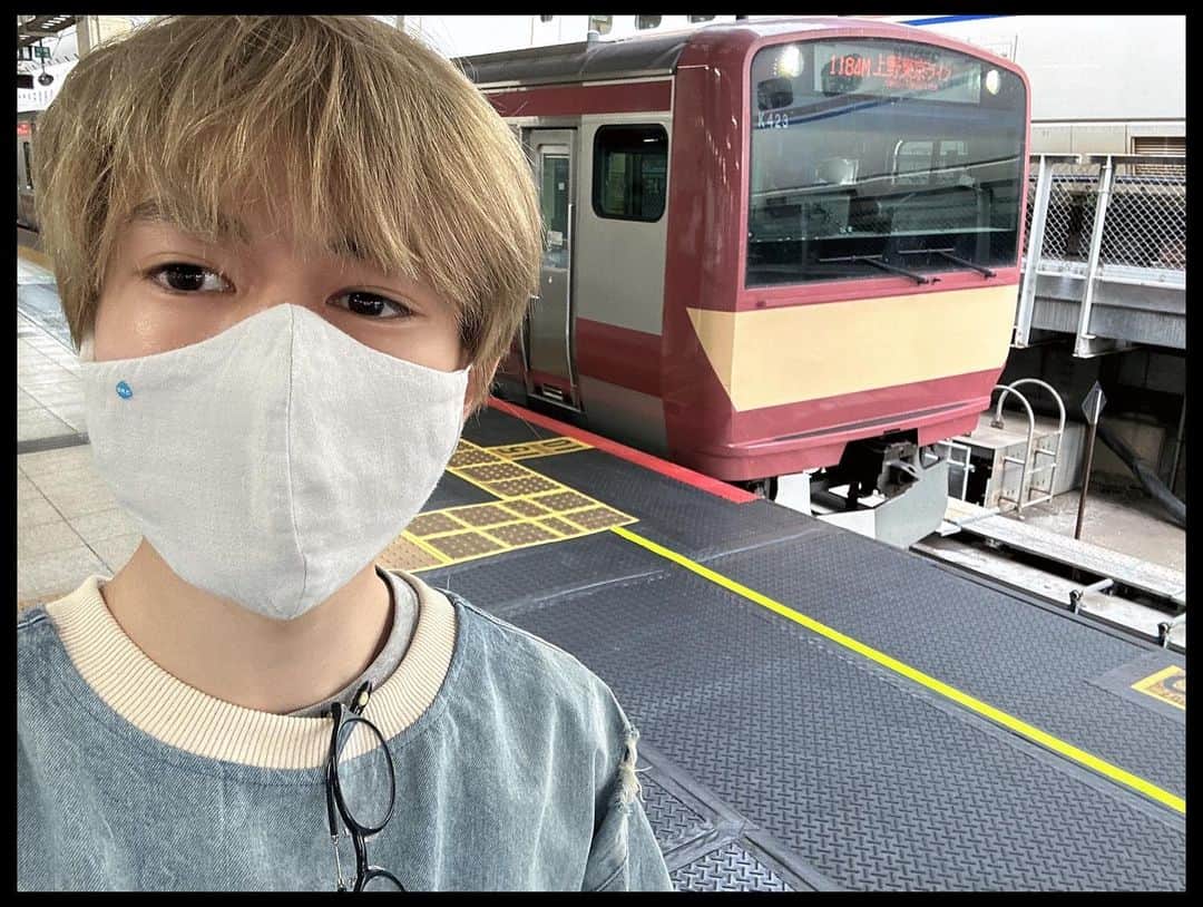 伊藤壮吾のインスタグラム：「#今日の鉄道 1191番線 E531系赤電ラッピング。 12/31まで茨城DC！」