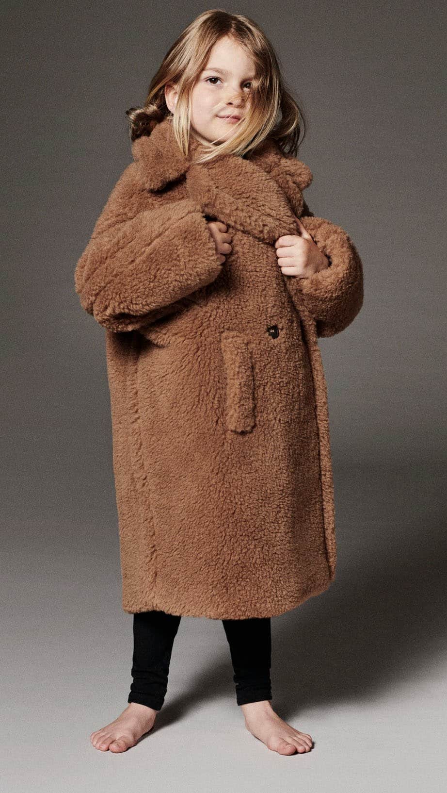 マックスマーラのインスタグラム：「The Mini Teddy. For a limited time only, shop the new children’s version of the #MaxMaraTeddyBear coat, available for ages 5-12 in select flagships and at maxmara.com. #MaxMara」