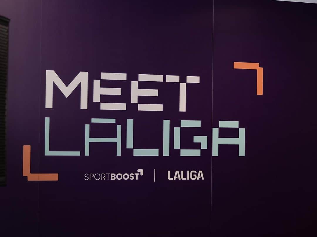 イケル・カシージャスさんのインスタグラム写真 - (イケル・カシージャスInstagram)「El programa #MEETLALIGA, un reto apasionante para startups!! El mundo del deporte no es sólo practicarlo, es lo que rodea a toda una industria para seguir creciendo. Deporte, tecnología y emprendimiento.  Seguimos equipo @sportboosthub @laliga!!」10月4日 20時09分 - ikercasillas